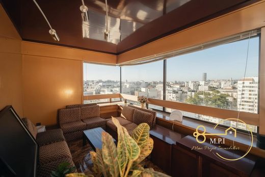 Apartment in La Muette, Auteuil, Porte Dauphine, Paris