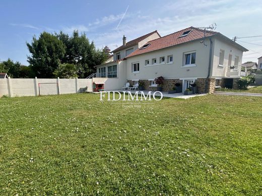 호화 저택 / Chennevières-sur-Marne, Val-de-Marne