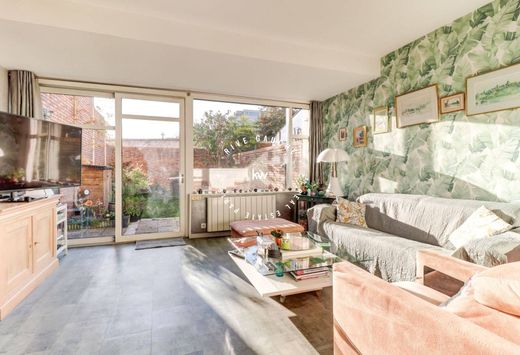Piso / Apartamento en Ivry sobre Sena, Valle de Marne