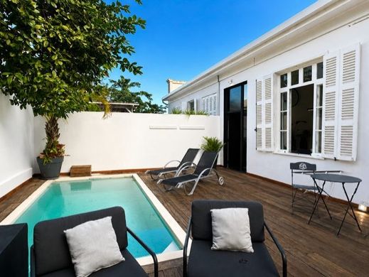 Luxury home in Noumea, Nouméa