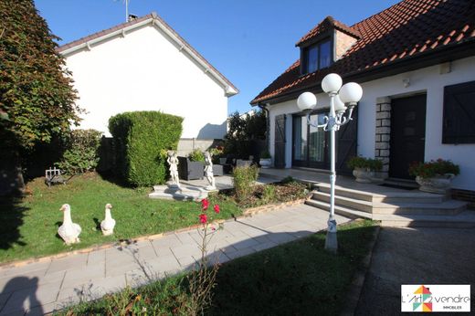 Casa de lujo en Ozoir-la-Ferrière, Sena y Marne