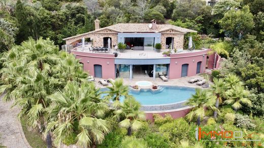 Luxury home in Théoule-sur-Mer, Alpes-Maritimes
