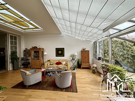 Villeneuve-d'Ascq, Northの高級住宅