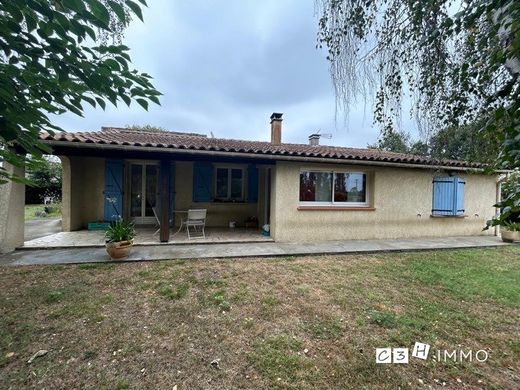 Luxus-Haus in Lavernose-Lacasse, Haute-Garonne