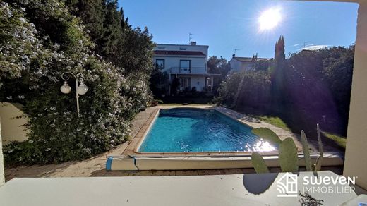 ‏בתי יוקרה ב  Bompas, Pyrénées-Orientales