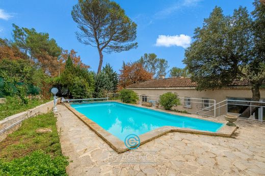 ‏בתי יוקרה ב  Bouc-Bel-Air, Bouches-du-Rhône