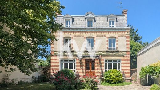 Maison de luxe à Deuil-la-Barre, Val-d'Oise