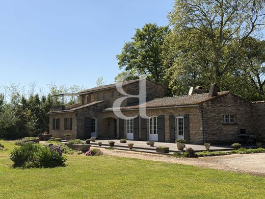 Luxury home in Plan-d'Orgon, Bouches-du-Rhône