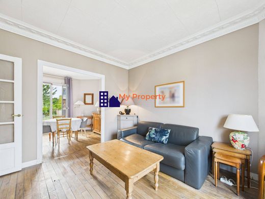 Luxus-Haus in Houilles, Yvelines