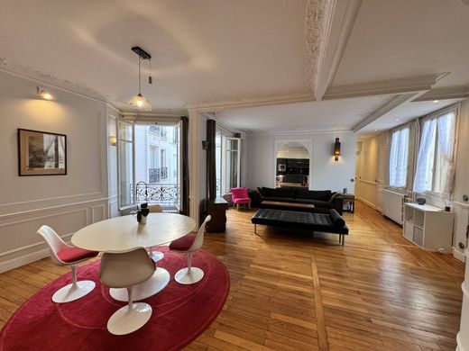 Apartment in La Muette, Auteuil, Porte Dauphine, Paris