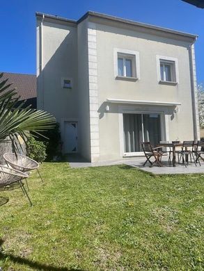 Maison de luxe à Le Blanc-Mesnil, Seine-Saint-Denis