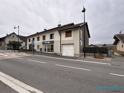 Κτίριο σε Nangy, Haute-Savoie