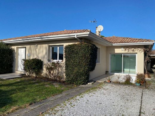 Luxury home in Arès, Gironde