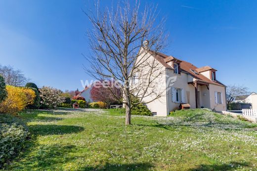 Luxe woning in Andrésy, Yvelines