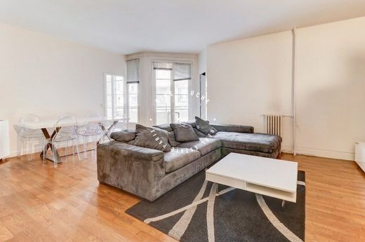 Daire Issy-les-Moulineaux, Hauts-de-Seine