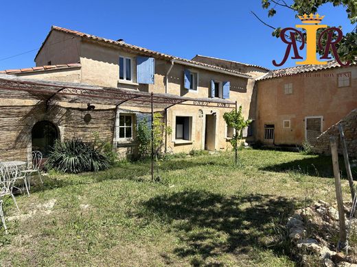 Luxury home in Bonnieux, Vaucluse