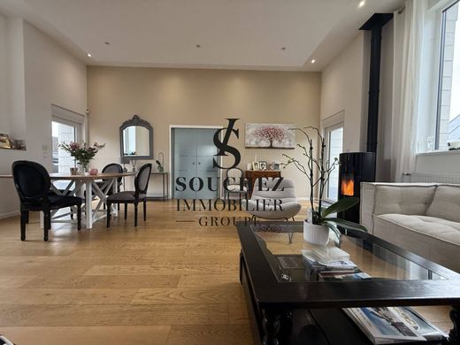 Luxe woning in Anzin-Saint-Aubin, Pas-de-Calais