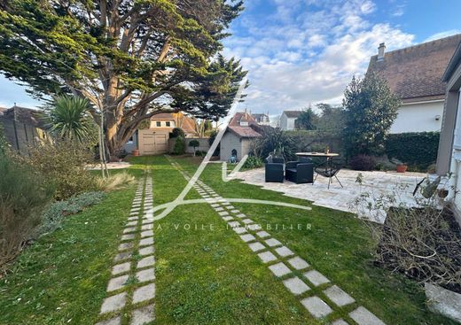 Maison de luxe à Ouistreham, Calvados