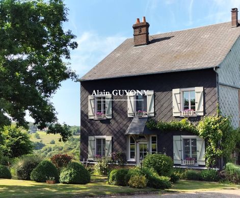 Luxury home in Cormeilles, Eure