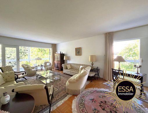 Le Chesnay, Yvelinesのアパートメント