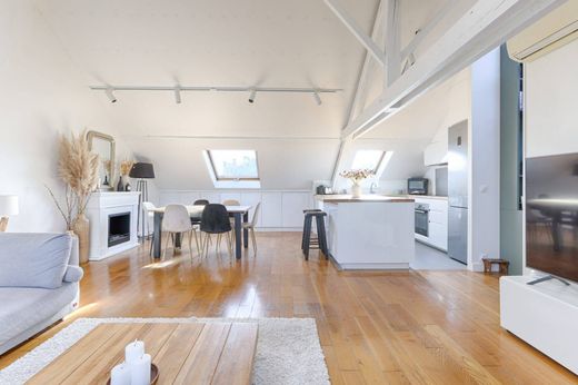 Apartment / Etagenwohnung in La Garenne-Colombes, Hauts-de-Seine