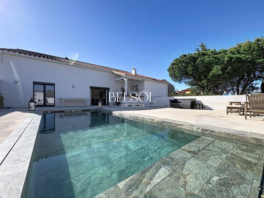 Luxury home in Pollestres, Pyrénées-Orientales