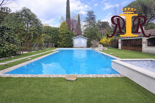 Casa di lusso a Bouc-Bel-Air, Bocche del Rodano