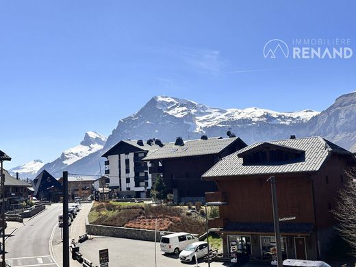 Luxury home in Les Carrys, Ain
