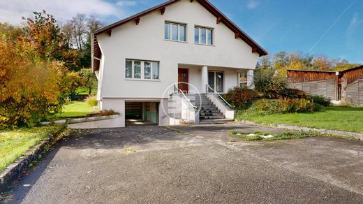 Hégenheim, Haut-Rhinの高級住宅