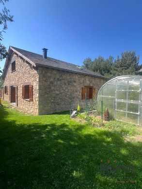 Casa di lusso a Font-Romeu-Odeillo-Via, Pirenei Orientali