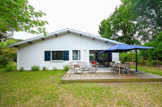 منزل ﻓﻲ Andernos-les-Bains, Gironde