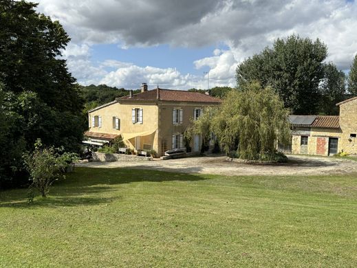 Casa di lusso a Saint-Puy, Gers