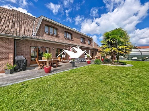 Luxury home in Oignies, Pas-de-Calais