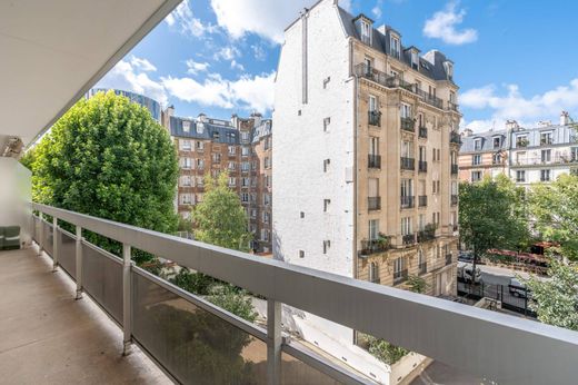 Apartment in Nation-Picpus, Gare de Lyon, Bercy, Paris