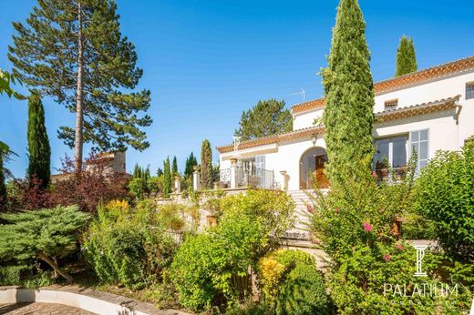 Luxury home in Gréoux-les-Bains, Alpes-de-Haute-Provence