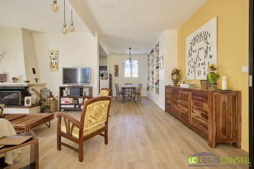 Luxury home in Châtenay-Malabry, Hauts-de-Seine