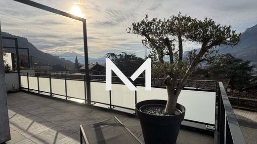 아파트 / Saint-Martin-le-Vinoux, Isère