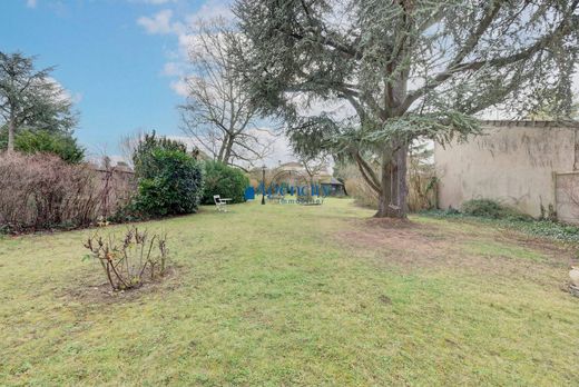 Luxury home in Noisy-le-Grand, Seine-Saint-Denis