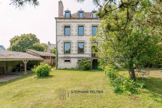 호화 저택 / Plumelec, Morbihan