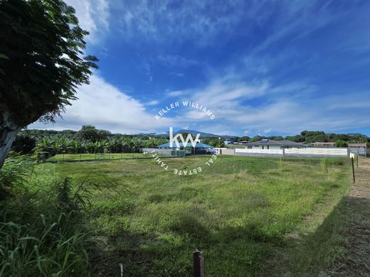 Land in Taravao, District de Vairao