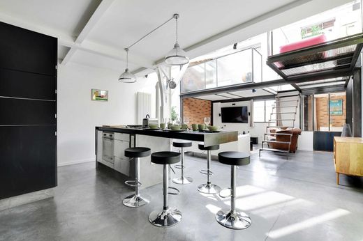 Apartment in Bastille, République, Nation-Alexandre Dumas, Paris