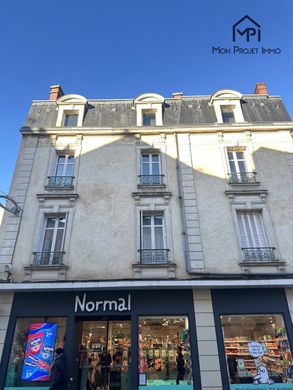 Residential complexes in Laval, Mayenne