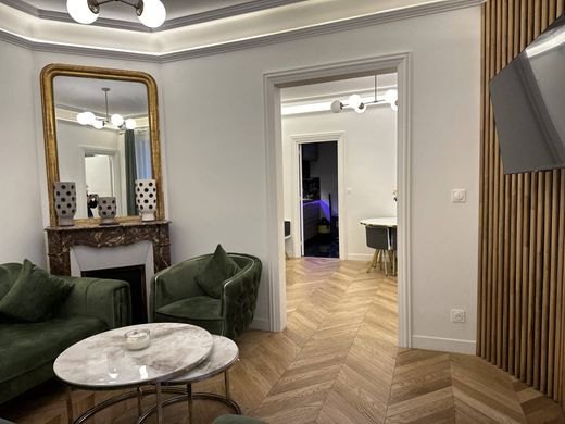 Apartment / Etagenwohnung in Monceau, Courcelles, Ternes, Paris