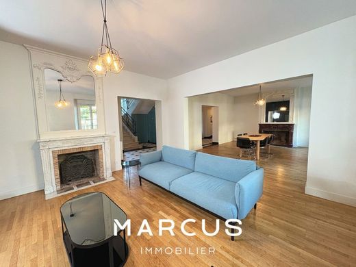 Apartment / Etagenwohnung in Caen, Calvados