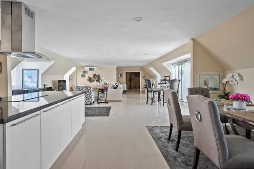Apartment in Nassau, New Providence District