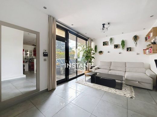 Appartamento a Nogent-sur-Marne, Val-de-Marne