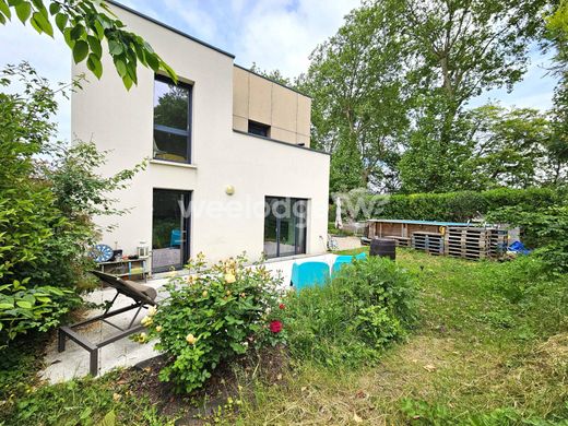 Πολυτελή κατοικία σε Louveciennes, Yvelines