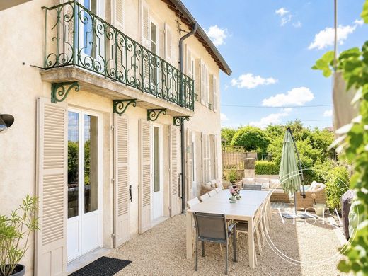Luxury home in Dole, Jura