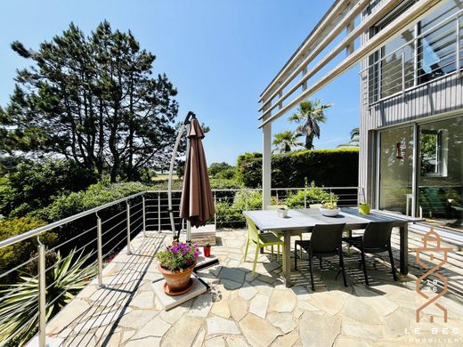 Luxury home in Baden, Morbihan