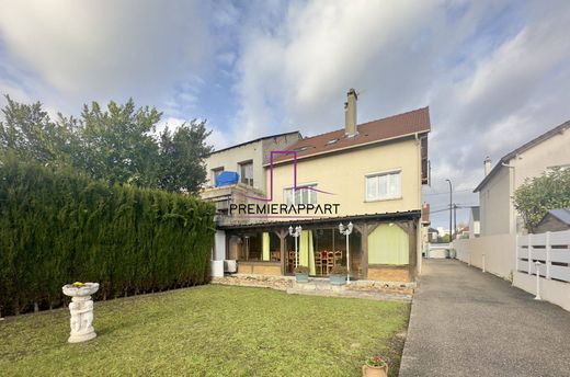 Casa di lusso a Sartrouville, Yvelines